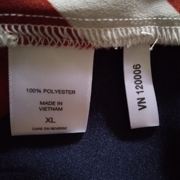 7th Avenue Design Studio New York & Company - Picture 5 of 7